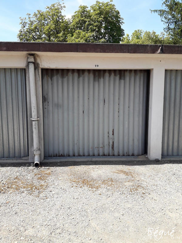 Parking / Garage - 11 m²