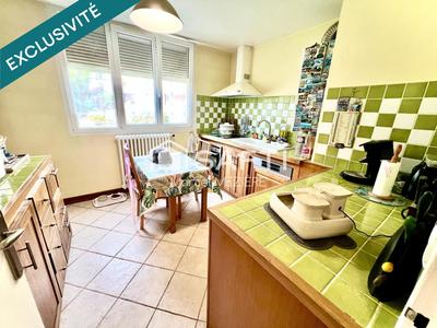 Appartement - 89 m² - 5 pièces