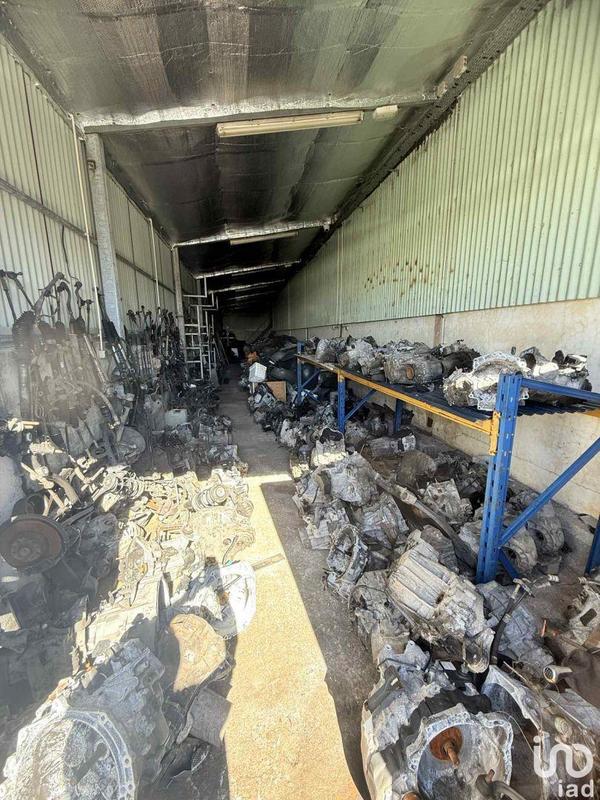 Local commercial - 692 m²