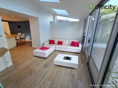 Maison - 101 m² - 4 pièces