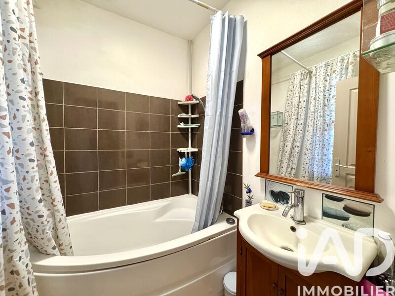 Maison - 79 m² - 5 pièces