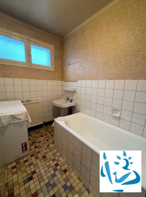 Maison - 80 m² - 5 pièces