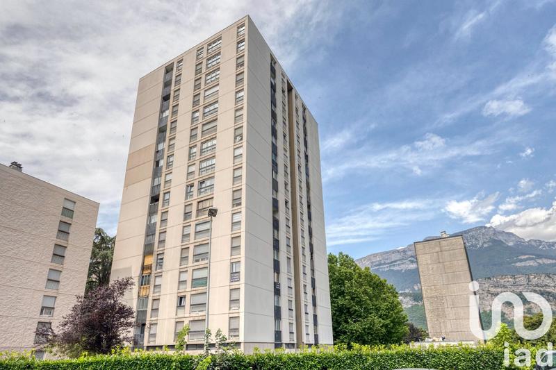 Appartement - 97 m² - 5 pièces