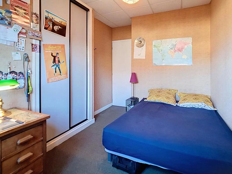 Appartement - 85 m² - 5 pièces