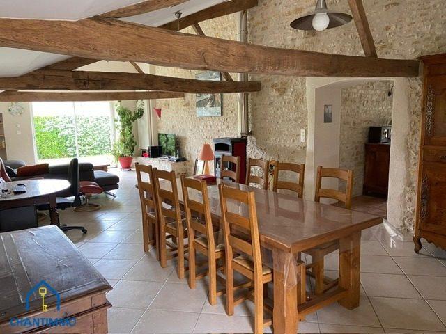 Maison - 167 m² - 7 pièces