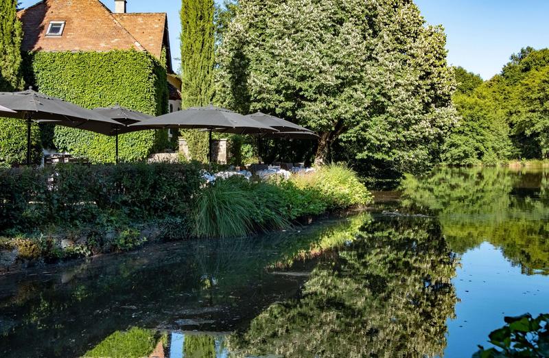 Fonds de commerce - 930 m²