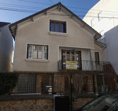 Maison - 192 m² - 6 pièces