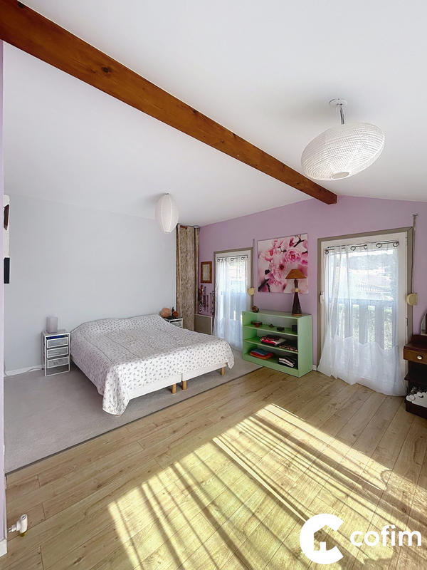 Maison - 155 m² - 6 pièces