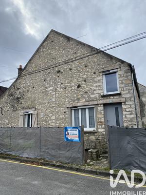 Maison - 104 m² - 5 pièces