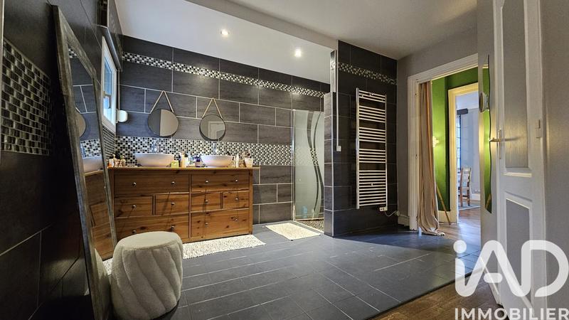 Maison - 134 m² - 6 pièces