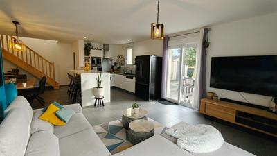 Maison - 157 m² - 7 pièces