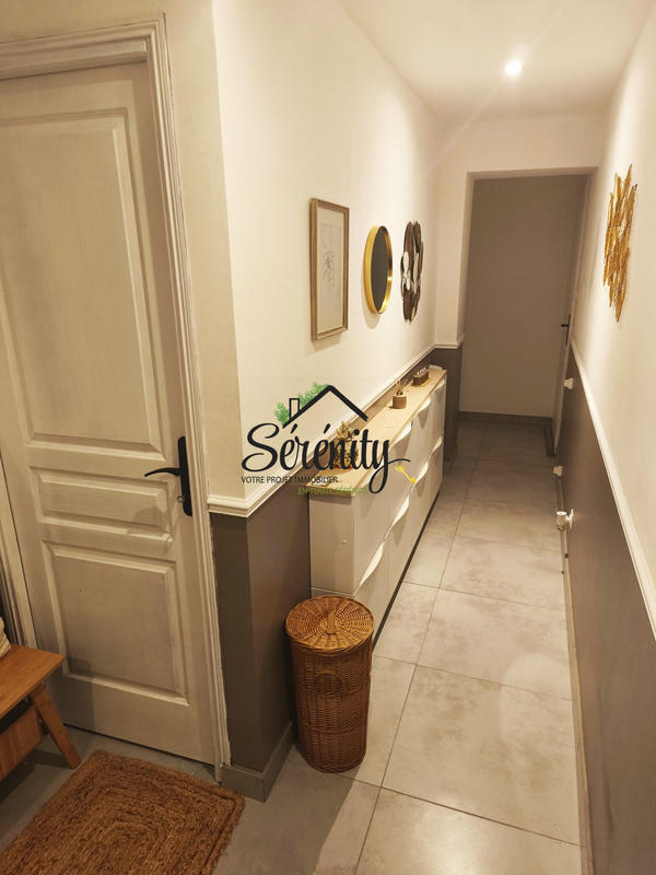 Maison - 121 m² - 7 pièces