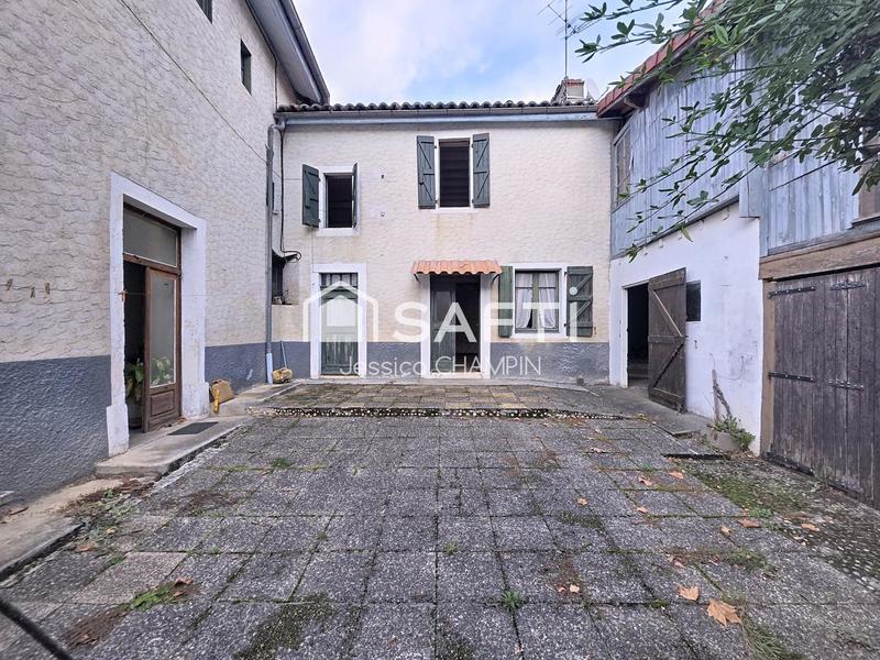 Maison - 186 m² - 8 pièces