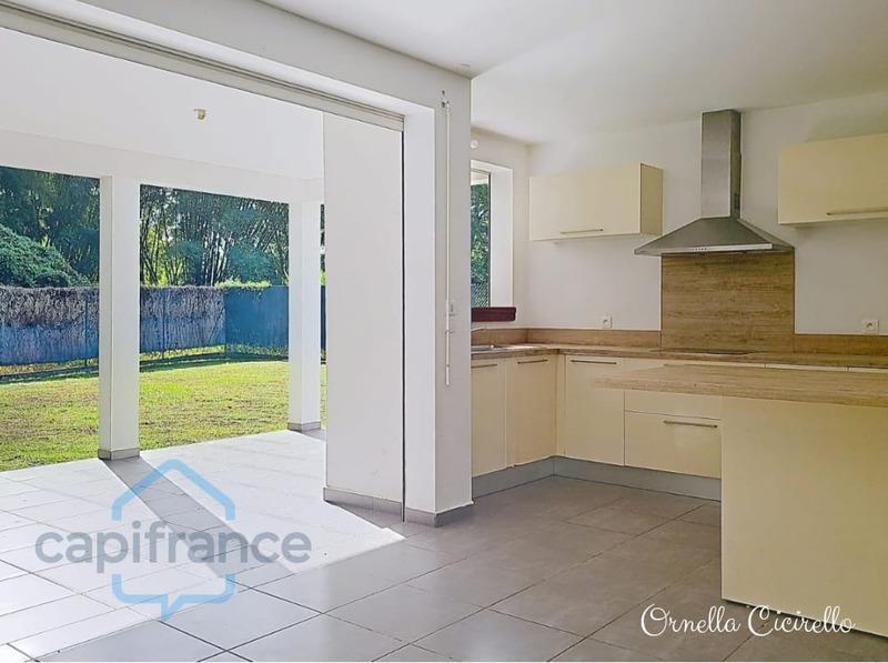 Maison - 111 m² - 4 pièces