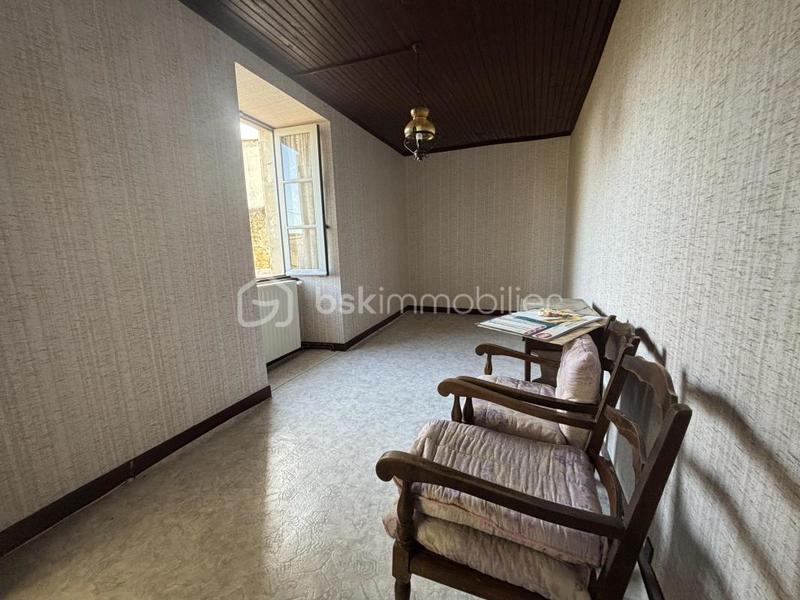 Maison ancienne - 177 m² - 8 pièces