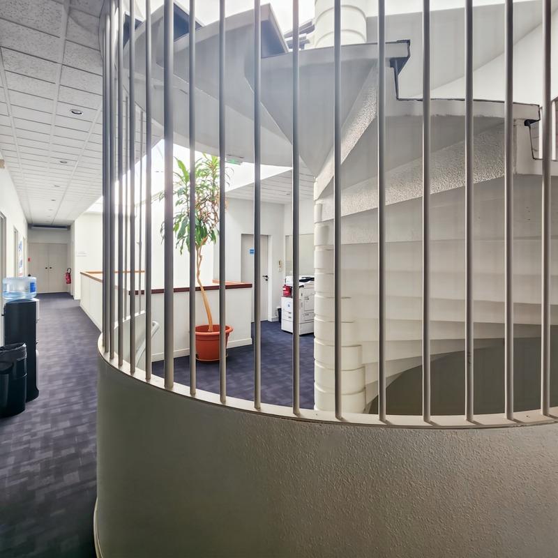 Immeuble - 710 m² - 16 pièces