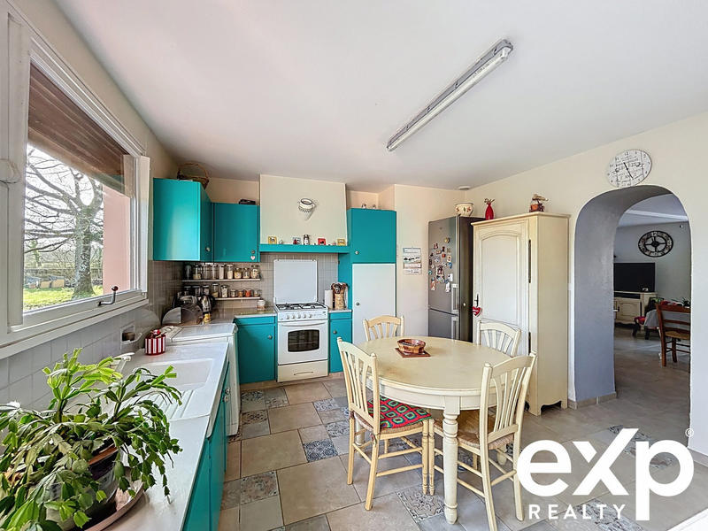 Maison traditionnelle - 92 m² - 5 pièces