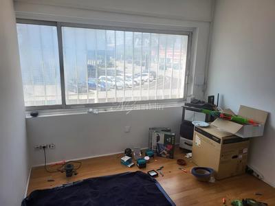 Fonds de commerce - 75 m²