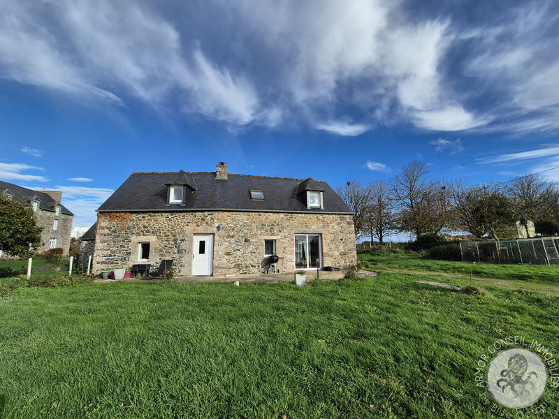 Maison - 98 m² - 4 pièces