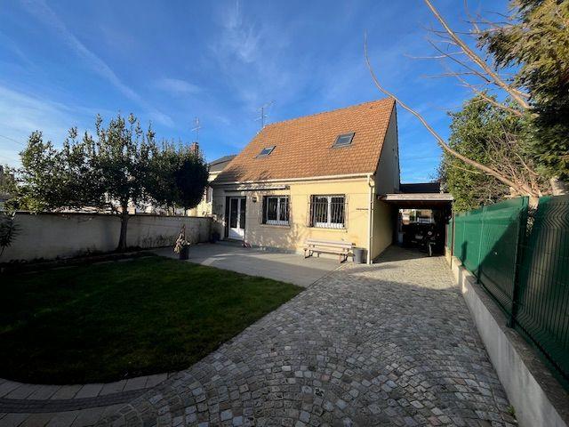 Maison - 120 m² - 5 pièces