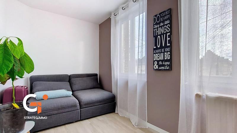 Maison - 80 m² - 5 pièces