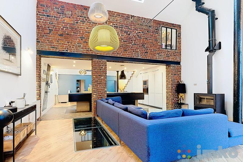 Loft - 229 m² - 5 pièces