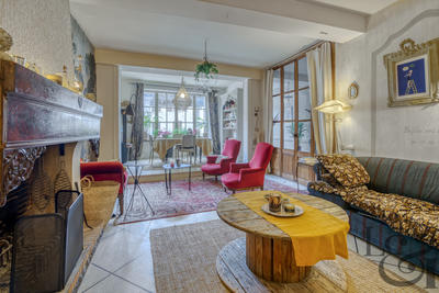 Maison - 181 m² - 5 pièces