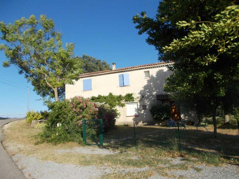 Maison - 180 m² - 8 pièces