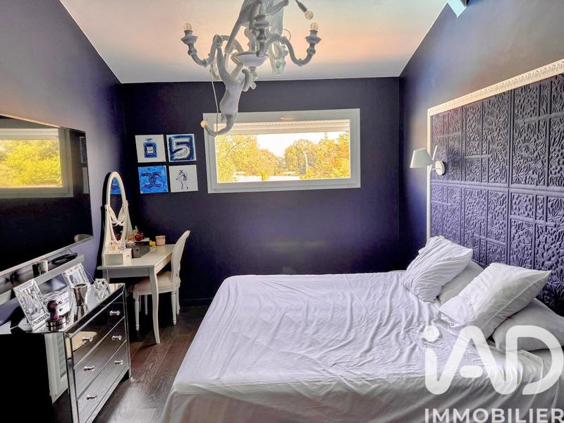 Maison de maîtres - 220 m² - 7 pièces