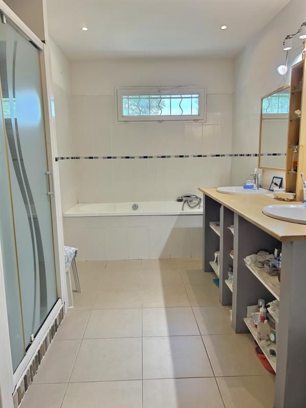 Maison - 185 m² - 5 pièces