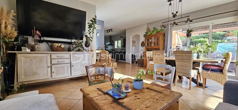 Villa - 157 m² - 5 pièces