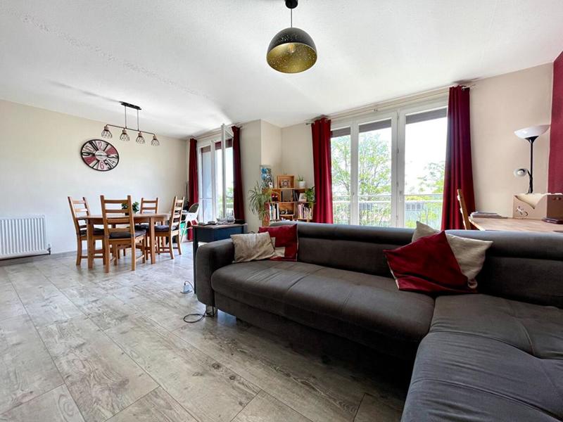 Appartement - 70 m² - 3 pièces