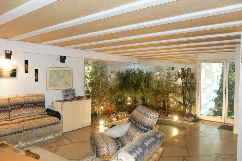 Maison - 165 m² - 8 pièces