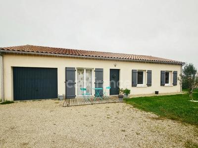 Maison - 96 m² - 5 pièces