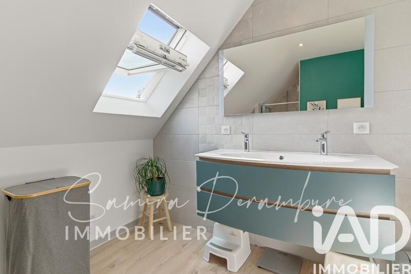 Maison - 118 m² - 6 pièces