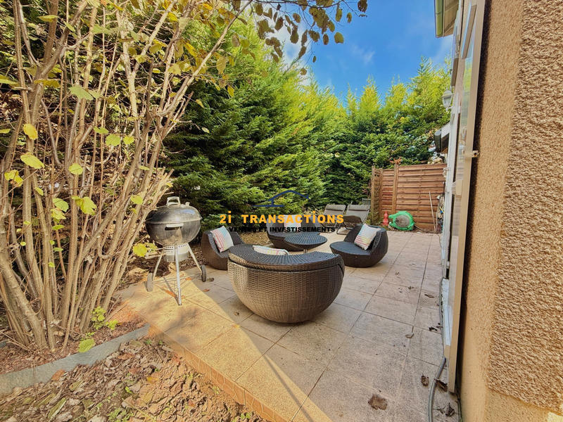 Maison - 98 m² - 5 pièces