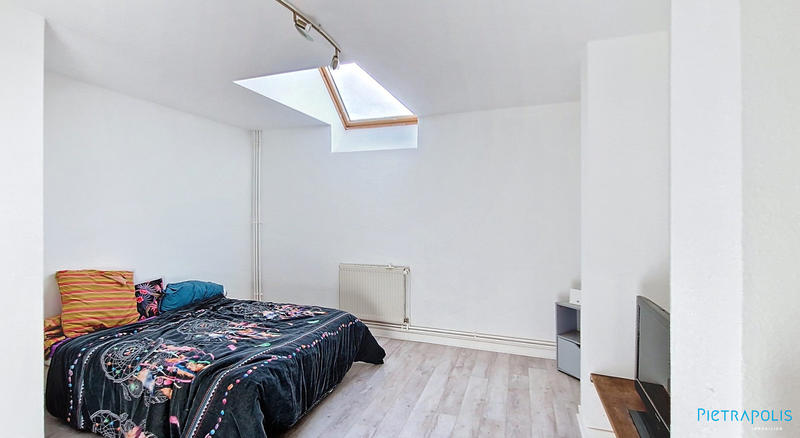 Maison ancienne - 232 m² - 8 pièces