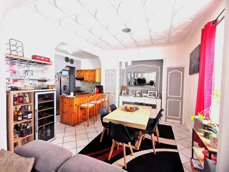 Maison - 159 m² - 6 pièces