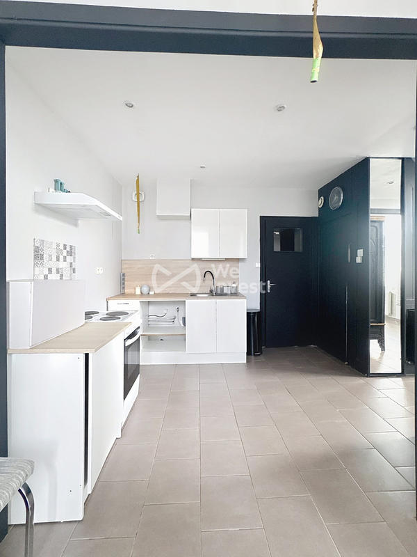 Maison - 370 m² - 7 pièces