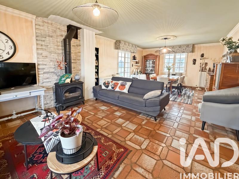 Maison - 220 m² - 10 pièces