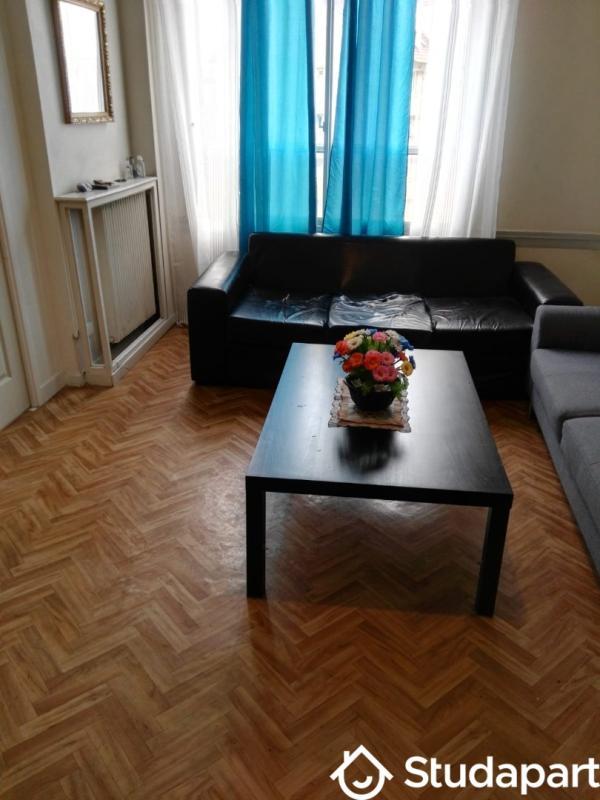 Chambre - 12 m² - 1 pièce