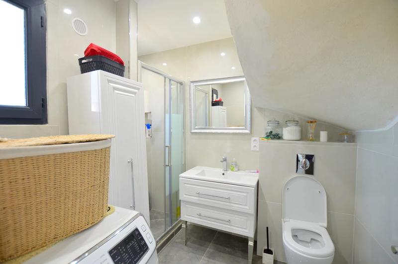 Maison - 139 m² - 5 pièces