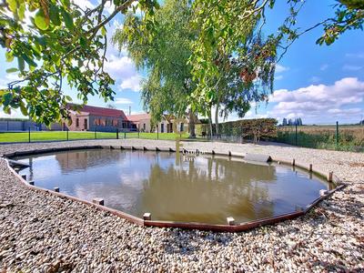 Maison - 255 m² - 7 pièces