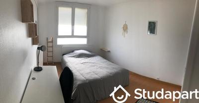 Chambre - 12 m² - 1 pièce