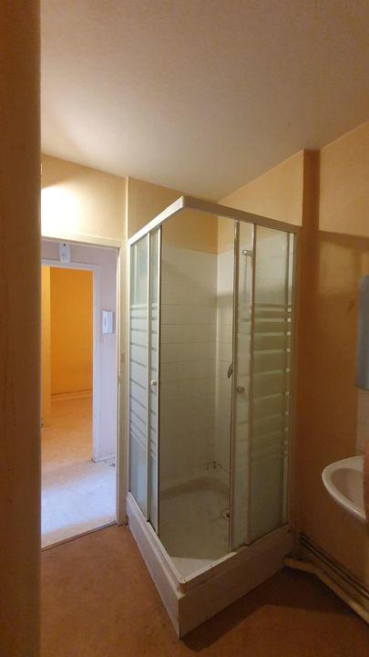 Studio - 32 m² - 1 pièce