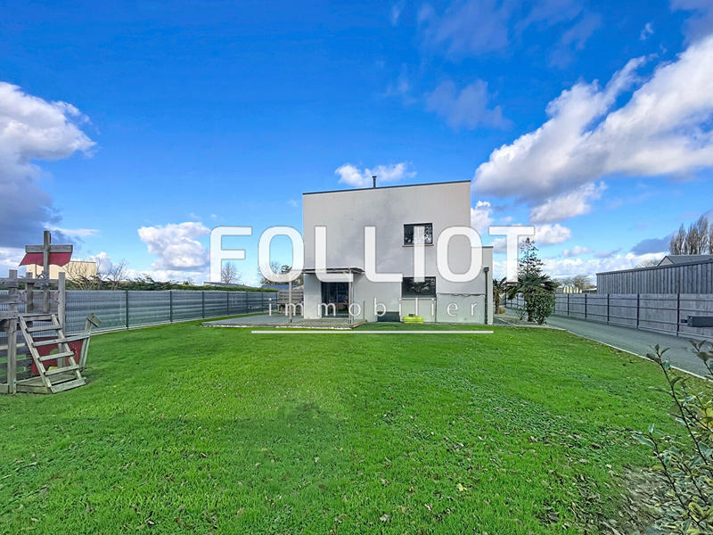 Maison - 143 m² - 6 pièces