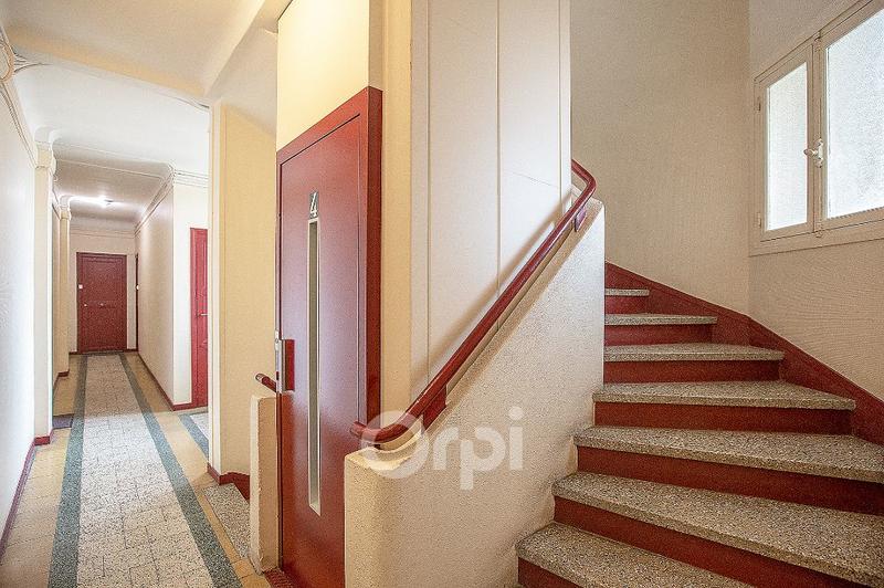Appartement - 65 m² - 2 pièces
