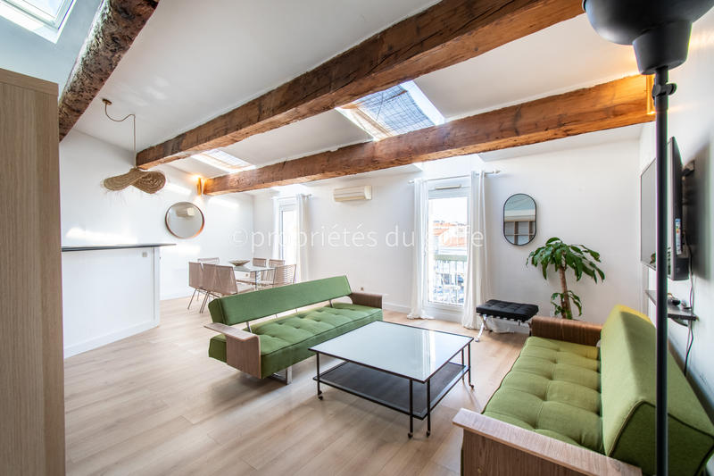 Appartement - 104 m² - 4 pièces