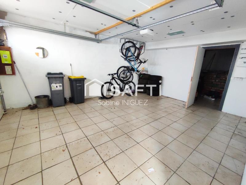 Maison - 206 m² - 10 pièces