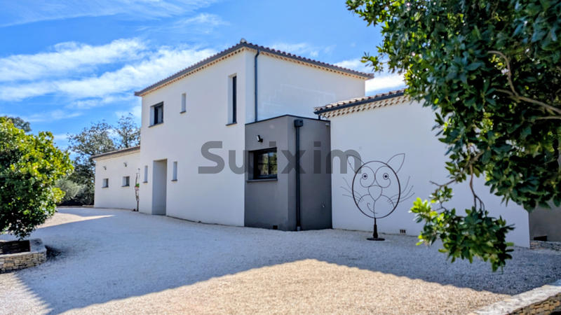 Villa - 220 m² - 7 pièces